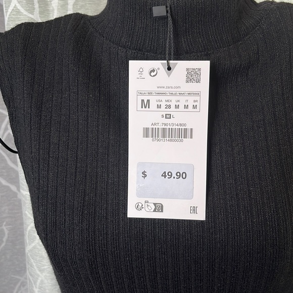 Zara Small Black Dress - Picture 4 of 15